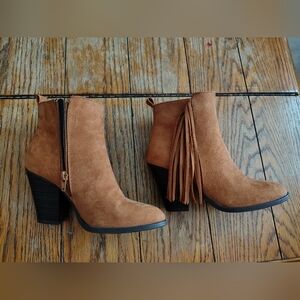 Stylish Tan Ankle Boots for Women